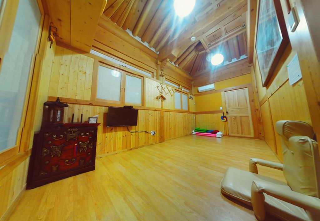 Hanok Guesthouse Jangsoo Jeonju Habitación foto